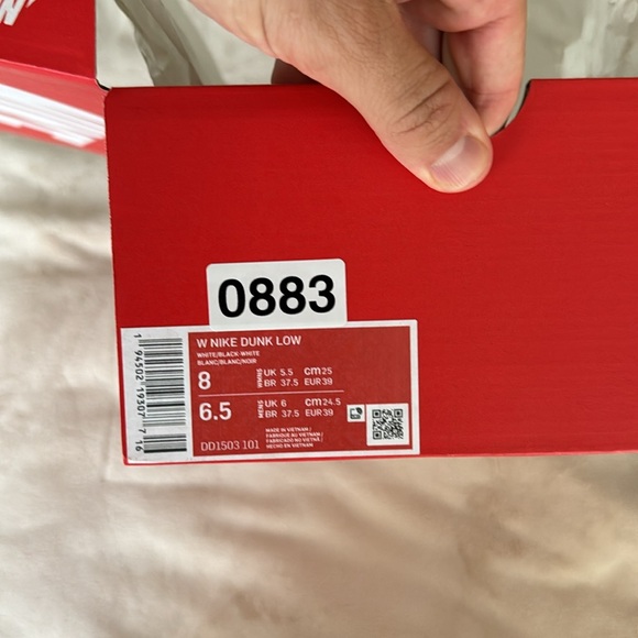 Size 8 womens nike panda dunk low brand new never used - Picture 7 of 7